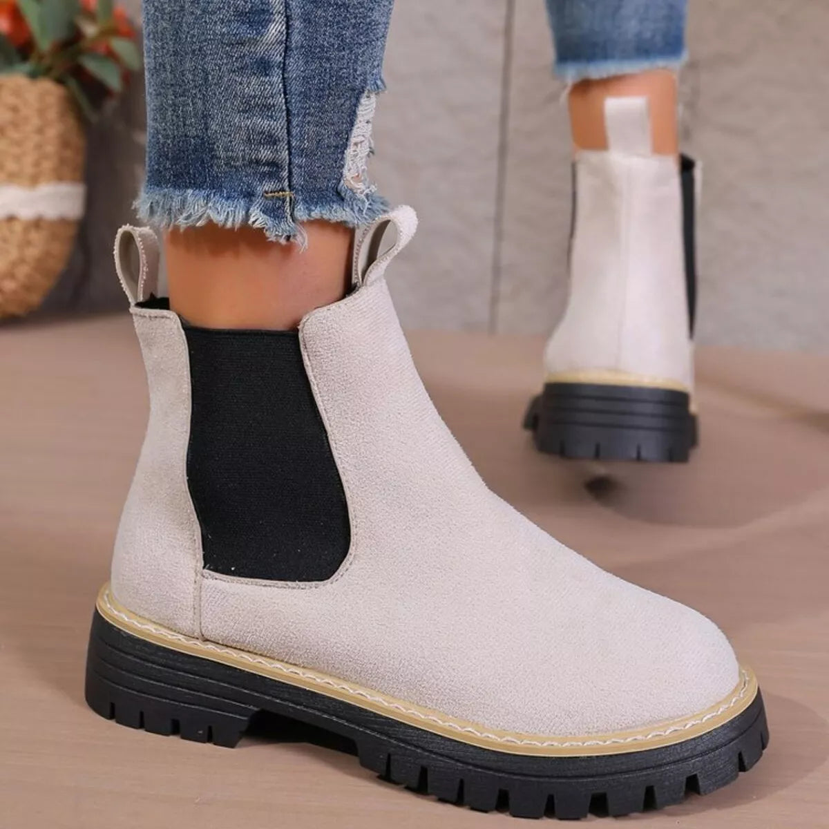 660d9c1beb984843a884c43732fa4f9e-Max-Origin