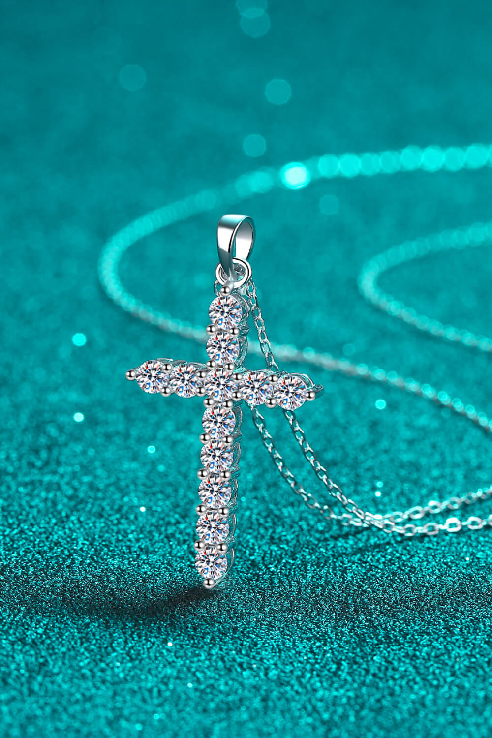 Moissanite Cross Pendant Chain Necklace