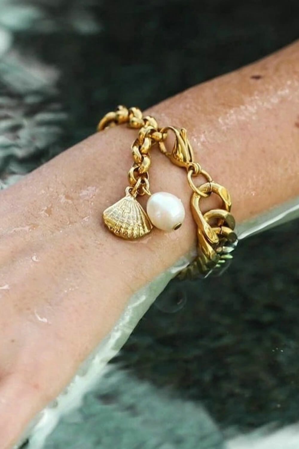 18K Gold-Plated Curb Chain Bracelet - with Pearl